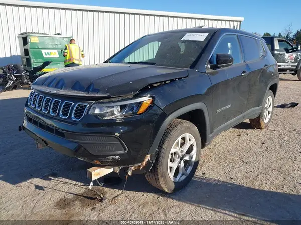 3C4NJDAN3ST503824 2025 JEEP COMPASS - Image 2