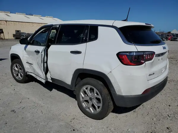 3C4NJDAN3ST515939 2025 JEEP COMPASS - Image 2