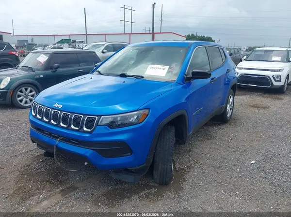 3C4NJDAN4PT512958 2023 JEEP COMPASS - Image 2