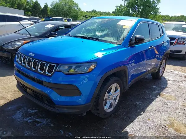 3C4NJDAN4PT557091 2023 JEEP COMPASS - Image 2