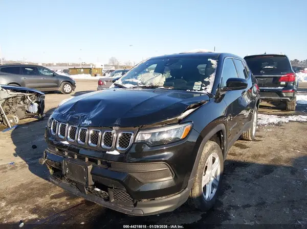 3C4NJDAN4PT557625 2023 JEEP COMPASS - Image 2