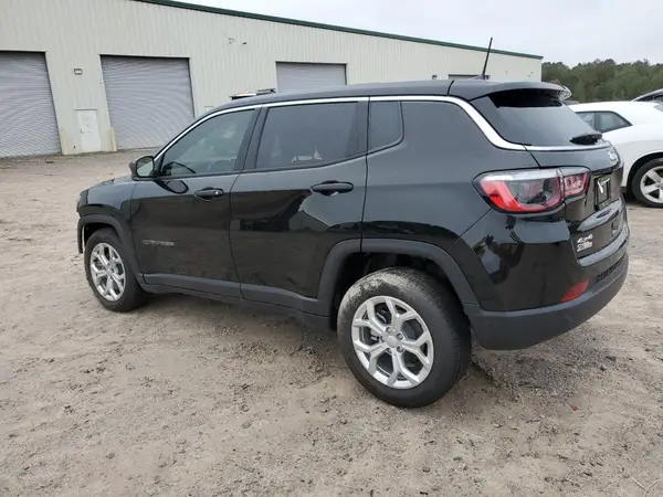 3C4NJDAN4RT158362 2024 JEEP COMPASS - Image 2