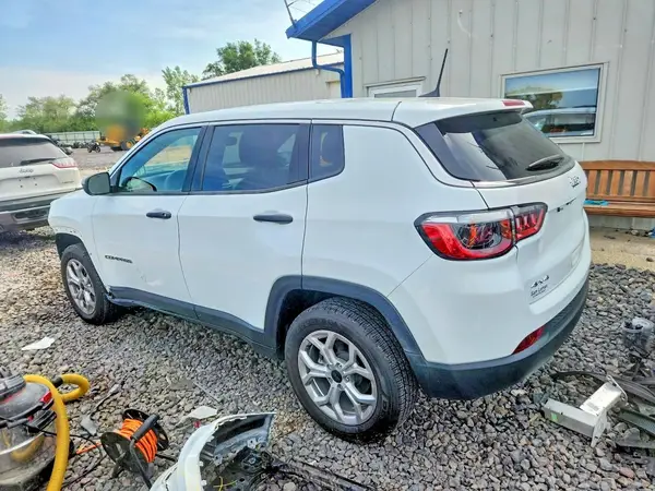 3C4NJDAN4ST505856 2025 JEEP COMPASS - Image 2