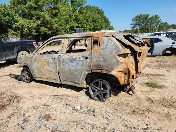 3C4NJDAN5PT529123 2023 JEEP COMPASS - Image 2