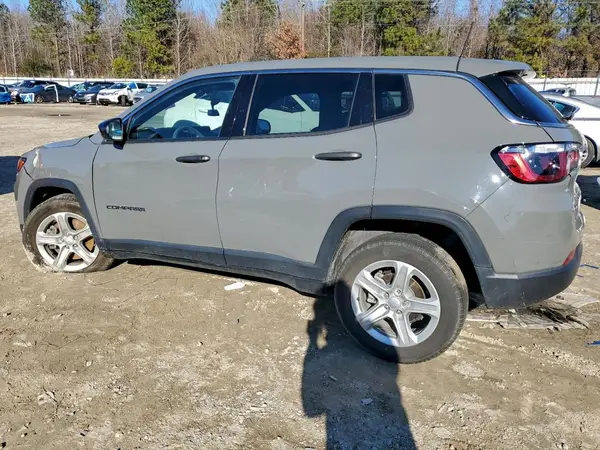 3C4NJDAN5PT551770 2023 JEEP COMPASS - Image 2