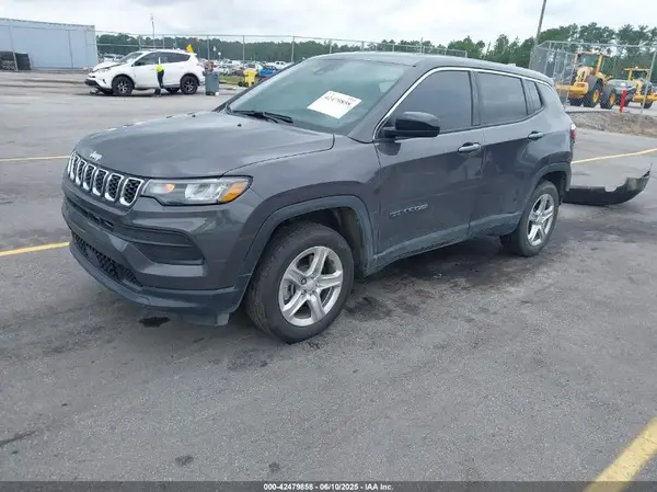 3C4NJDAN5RT120168 2024 JEEP COMPASS - Image 2