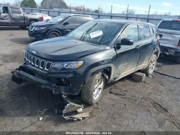 3C4NJDAN5RT143675 2024 JEEP COMPASS - Image 2