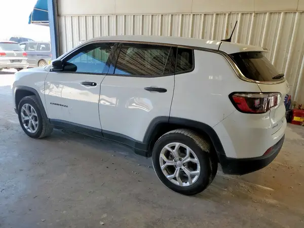 3C4NJDAN5RT162324 2024 JEEP COMPASS - Image 2