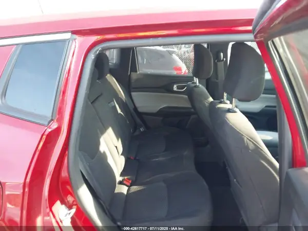 3C4NJDAN5ST503968 2025 JEEP COMPASS - Image 8