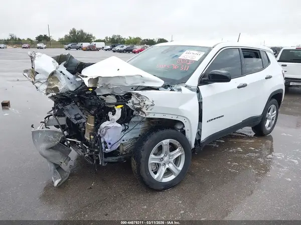 3C4NJDAN6PT545699 2023 JEEP COMPASS - Image 2