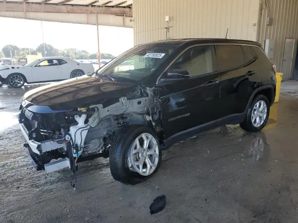 3C4NJDAN6RT135066 2024 JEEP COMPASS - Image 1