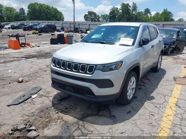 3C4NJDAN6RT143507 2024 JEEP COMPASS - Image 2