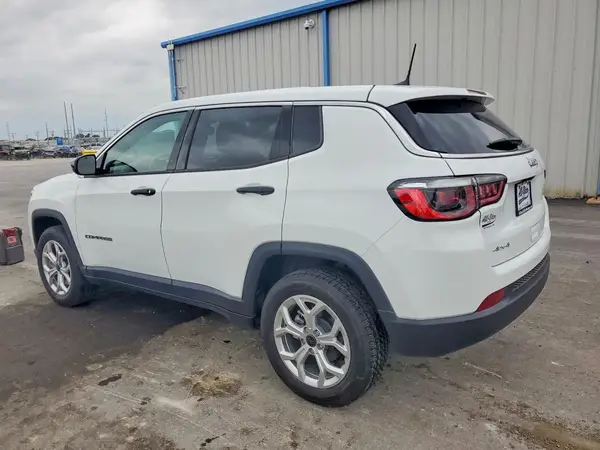 3C4NJDAN6ST528216 2025 JEEP COMPASS - Image 2