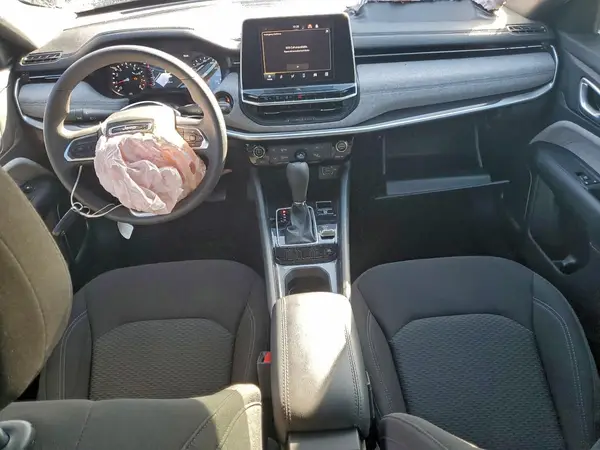 3C4NJDAN6ST539670 2025 JEEP COMPASS - Image 8