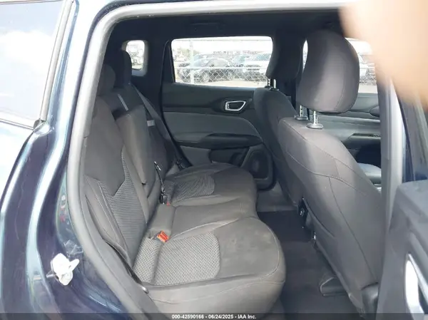 3C4NJDAN7RT160168 2024 JEEP COMPASS - Image 8