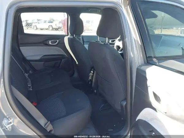 3C4NJDAN7RT581789 2024 JEEP COMPASS - Image 8