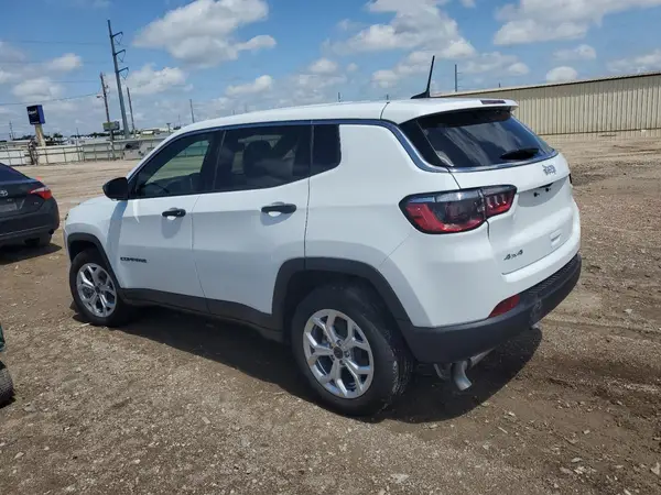 3C4NJDAN7ST529052 2025 JEEP COMPASS - Image 2