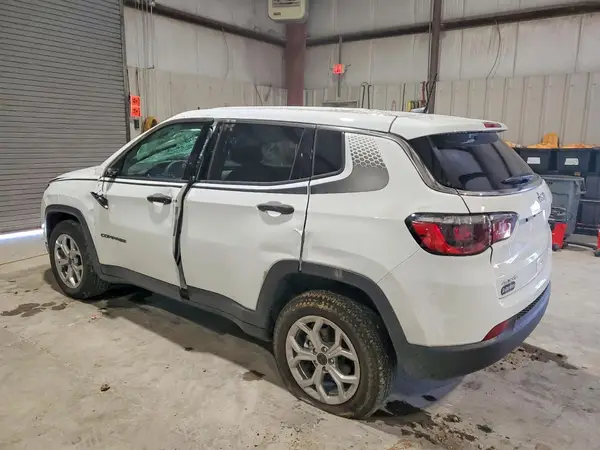 3C4NJDAN7ST592216 2025 JEEP COMPASS - Image 2
