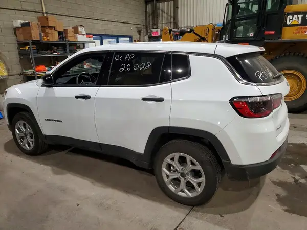 3C4NJDAN7ST611329 2025 JEEP COMPASS - Image 2