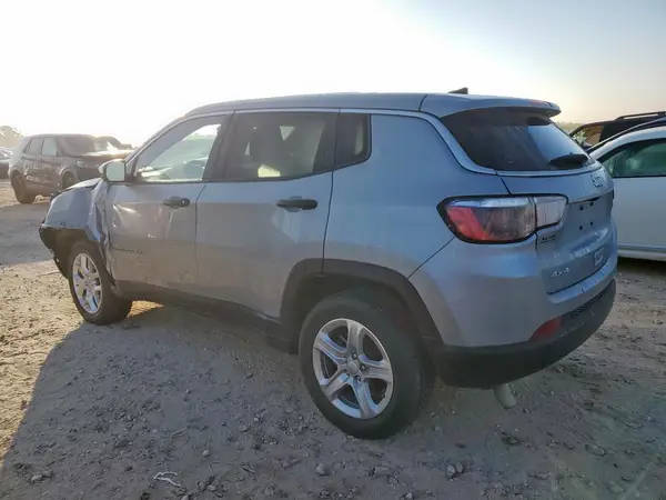 3C4NJDAN8PT514602 2023 JEEP COMPASS - Image 2