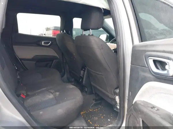 3C4NJDAN8PT514700 2023 JEEP COMPASS - Image 8