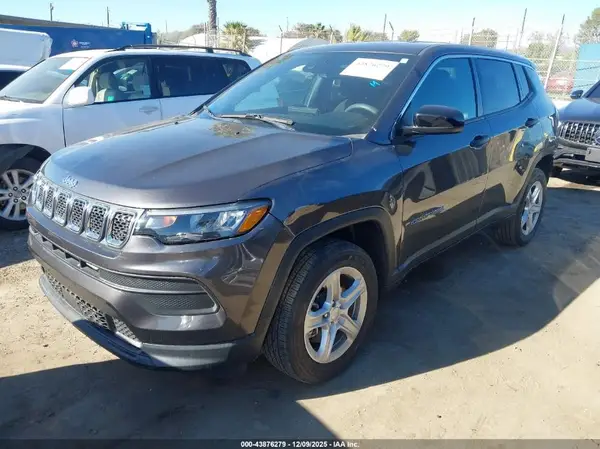 3C4NJDAN8PT548698 2023 JEEP COMPASS - Image 2