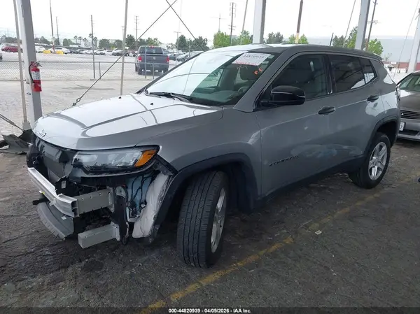 3C4NJDAN8PT563430 2023 JEEP COMPASS - Image 2