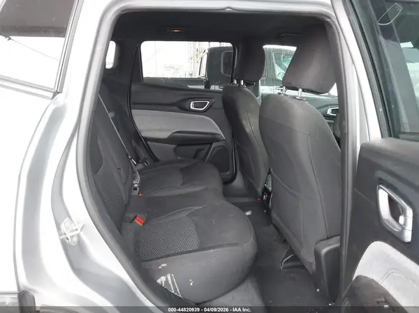 3C4NJDAN8PT563430 2023 JEEP COMPASS - Image 8