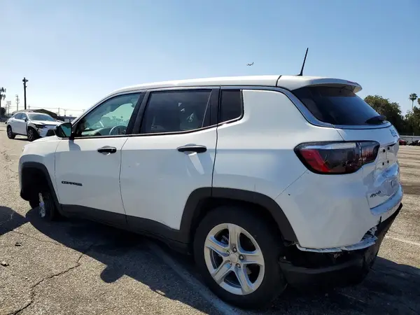 3C4NJDAN8PT574833 2023 JEEP COMPASS - Image 2