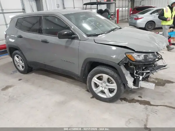 3C4NJDAN8RT580067 2024 JEEP COMPASS - Image 1
