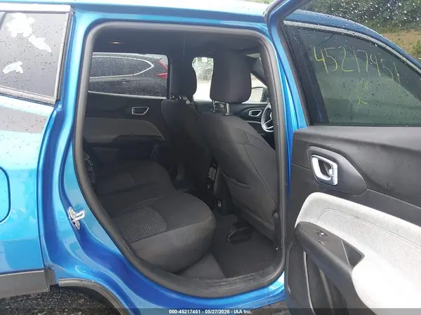 3C4NJDAN8ST520800 2025 JEEP COMPASS - Image 8