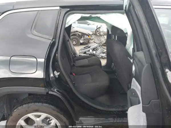 3C4NJDAN8ST544370 2025 JEEP COMPASS - Image 8