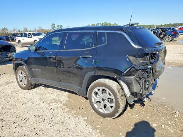 3C4NJDAN8ST566028 2025 JEEP COMPASS - Image 2