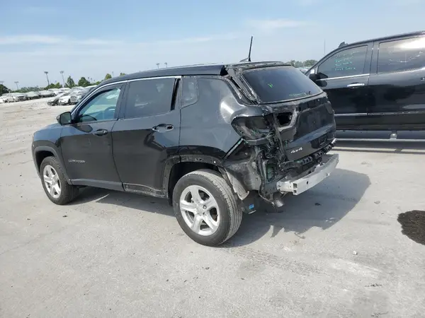 3C4NJDAN9PT549195 2023 JEEP COMPASS - Image 2