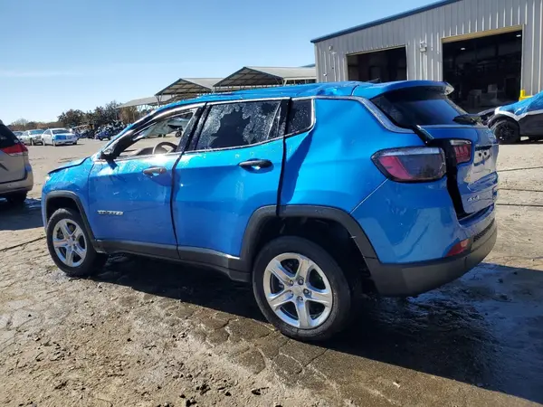 3C4NJDAN9PT563503 2023 JEEP COMPASS - Image 2