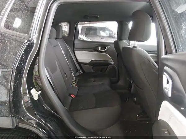 3C4NJDAN9PT573058 2023 JEEP COMPASS - Image 8