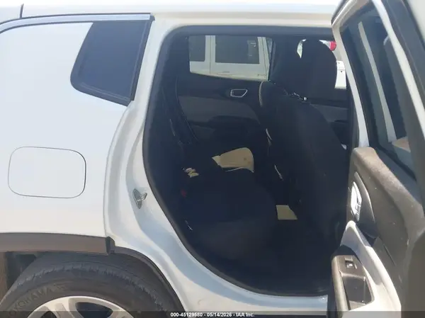 3C4NJDAN9PT574937 2023 JEEP COMPASS - Image 8
