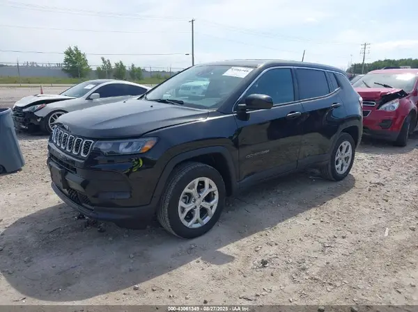 3C4NJDAN9RT163573 2024 JEEP COMPASS - Image 2