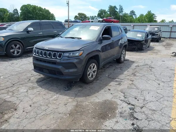3C4NJDAN9RT165095 2024 JEEP COMPASS - Image 2