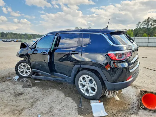 3C4NJDAN9RT171270 2024 JEEP COMPASS - Image 2