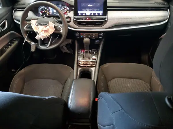 3C4NJDAN9RT580983 2024 JEEP COMPASS - Image 8