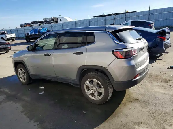 3C4NJDANXPT515587 2023 JEEP COMPASS - Image 2