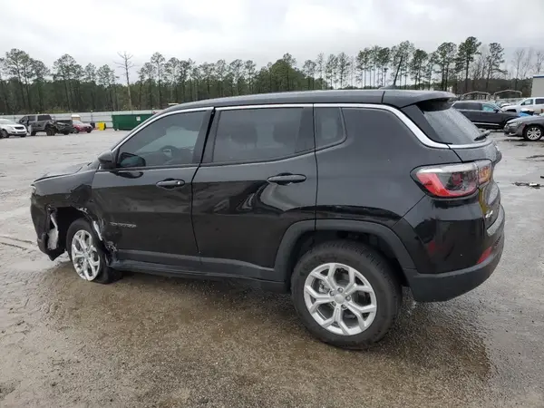 3C4NJDANXRT102040 2024 JEEP COMPASS - Image 2