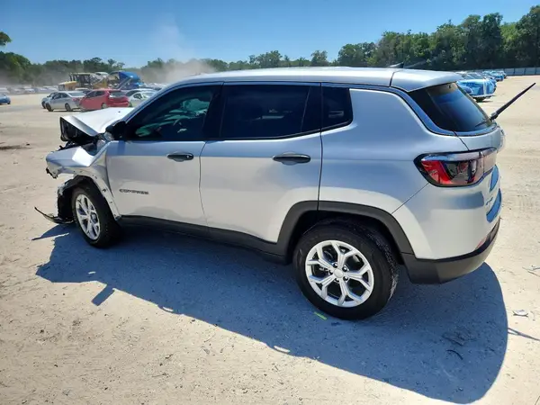 3C4NJDANXRT135099 2024 JEEP COMPASS - Image 2
