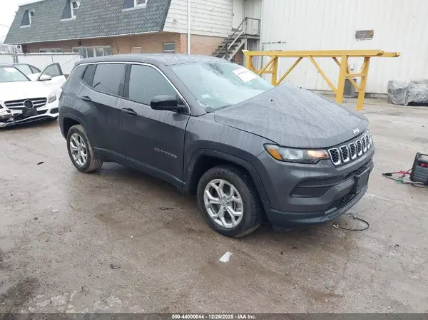 3C4NJDANXRT155420 2024 JEEP COMPASS - Image 1