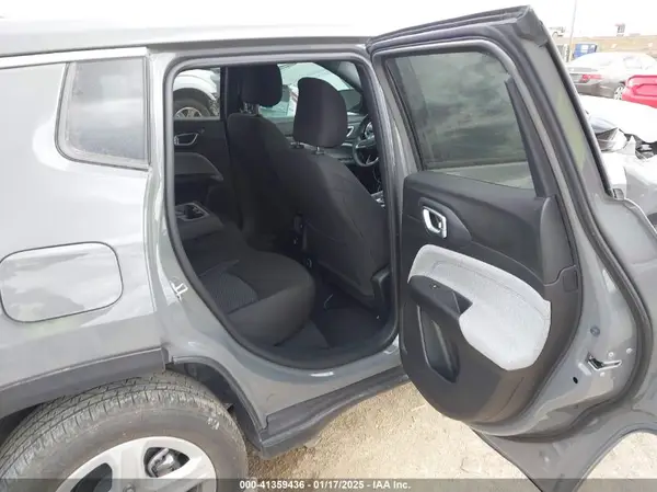 3C4NJDANXRT583844 2024 JEEP COMPASS - Image 8