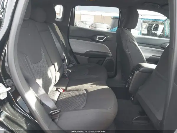 3C4NJDANXST580349 2025 JEEP COMPASS - Image 8