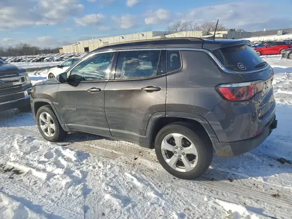 3C4NJDBB0HT596900 2017 JEEP COMPASS - Image 2