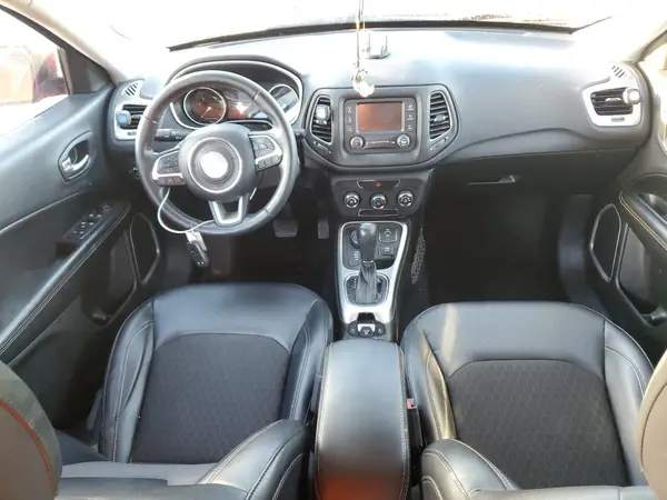 3C4NJDBB0HT679548 2017 JEEP COMPASS - Image 8