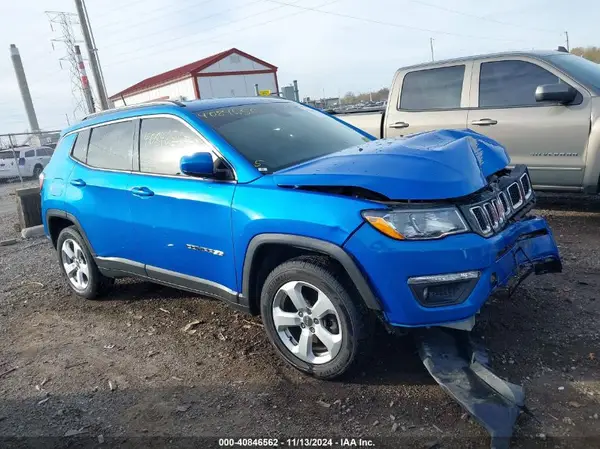 3C4NJDBB0HT680084 2017 JEEP COMPASS - Image 1